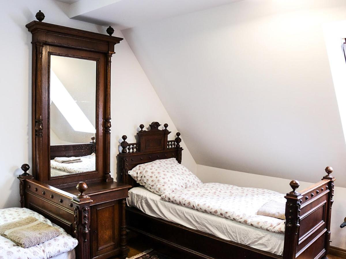 Bed and Breakfast Dwor Gogolewo Nad Warta Ksiaz Wielkopolski Esterno foto