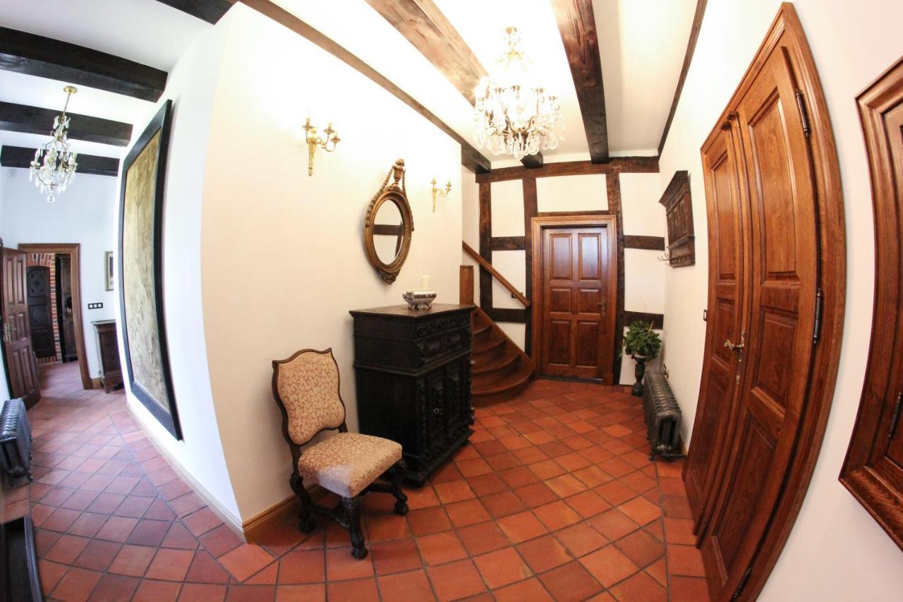 Bed and Breakfast Dwor Gogolewo Nad Warta Ksiaz Wielkopolski Esterno foto