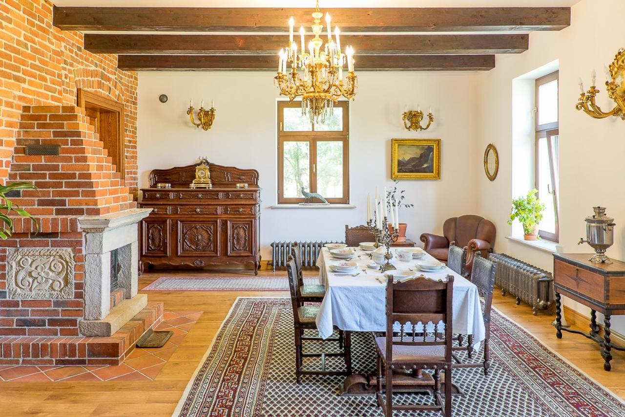 Bed and Breakfast Dwor Gogolewo Nad Warta Ksiaz Wielkopolski Esterno foto