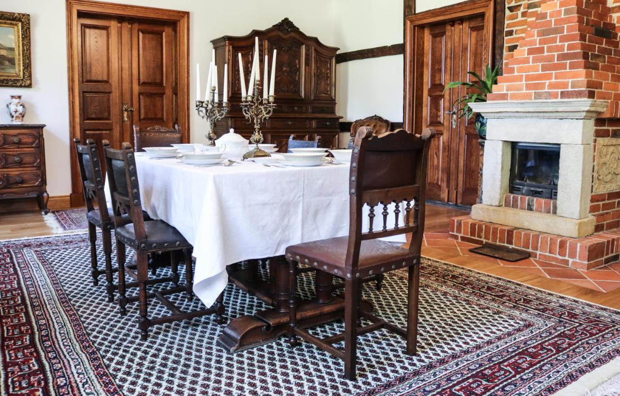 Bed and Breakfast Dwor Gogolewo Nad Warta Ksiaz Wielkopolski Esterno foto